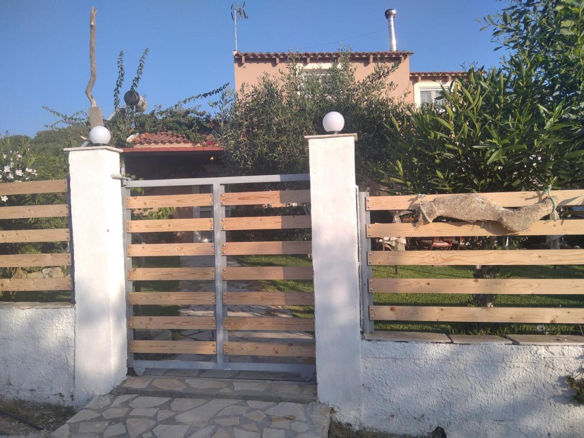 Βίλα Λου Notos Εξωτερικό φωτογραφία