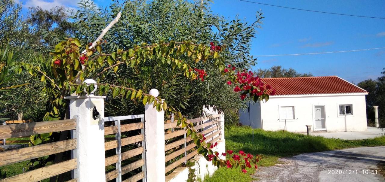 Βίλα Λου Notos Εξωτερικό φωτογραφία